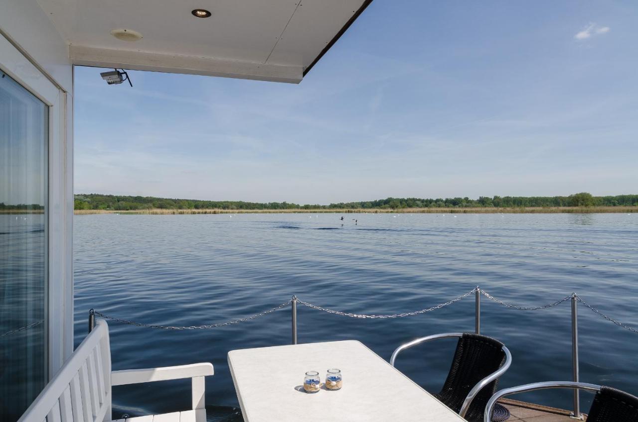 Feststehendes Hausboot Hotel Kolonie Zern Exterior photo